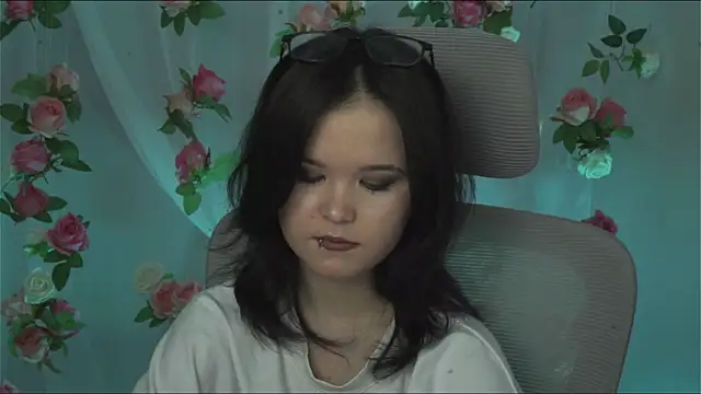 Elainebeness online show from 02-07-25, 10:52