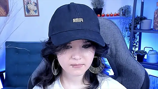 Elainebeness online show from 03-07-25, 01:53