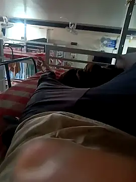 Snapshot of 1010SumiT chatting on 01-13-25, 02:50 1010SumiT online show from 01-13-25, 02:50