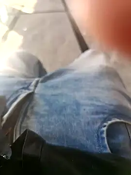 Snapshot of 1010SumiT chatting on 03-22-25, 02:48 1010SumiT online show from 03-22-25, 02:48