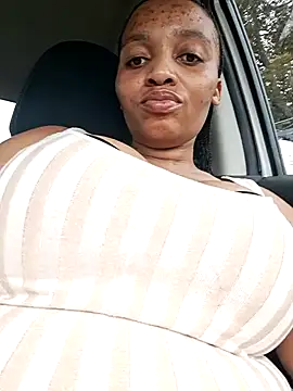 Snapshot of thicktash chatting on 02-15-25, 01:16 thicktash online show from 02-15-25, 01:16