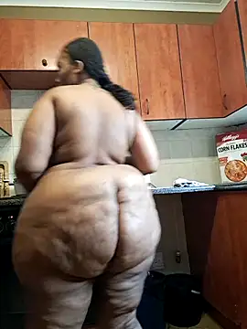 Snapshot of thicktash chatting on 02-27-25, 02:32 thicktash online show from 02-27-25, 02:32