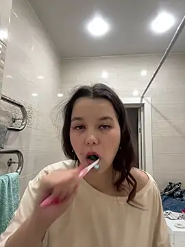 Snapshot of PoppyRobinson chatting on 12-21-24, 08:28 PoppyRobinson online show from 12-21-24, 08:28