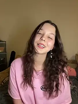 Snapshot of PoppyRobinson chatting on 01-11-25, 06:12 PoppyRobinson online show from 01-11-25, 06:12