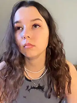 Snapshot of PoppyRobinson chatting on 01-18-25, 11:11 PoppyRobinson online show from 01-18-25, 11:11