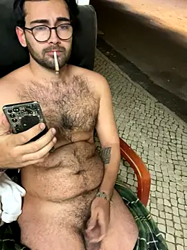 Snapshot of Manelho chatting on 11-28-25, 09:06 Manelho online show from 11-28-25, 09:06