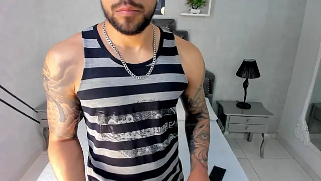 Snapshot of JackBlanco_ chatting on 09-30-25, 04:17 JackBlanco online show from 09-30-25, 04:17