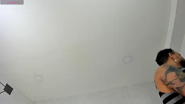 Snapshot of JackBlanco_ chatting on 10-03-25, 04:20 JackBlanco online show from 10-03-25, 04:20