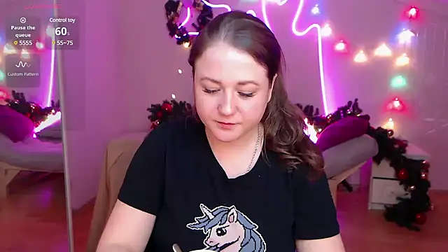 LizzyShine online show from 01-06-25, 09:00