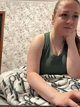 LizzyShine online show from 03-18-25, 07:10