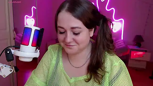 LizzyShine online show from 03-21-25, 11:01