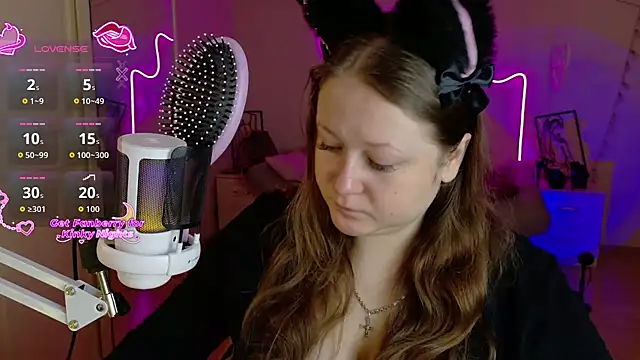 LizzyShine online show from 11-04-25, 09:19