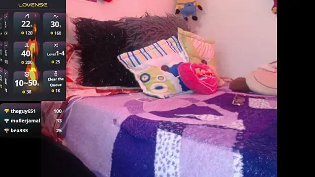 Snapshot of lorenitha_20 chatting on 10-30-25, 03:13 lorenitha 20 online show from 10-30-25, 03:13