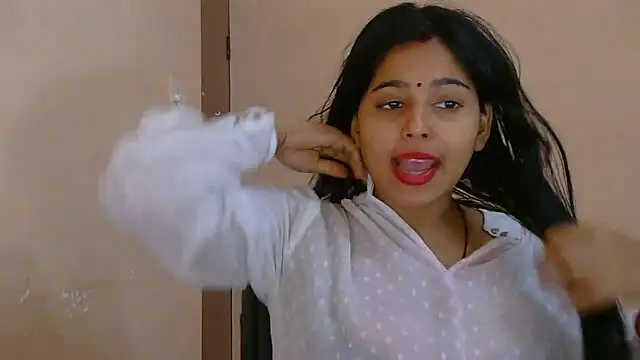 Snapshot of Sweet-Rani chatting on 12-03-25, 05:11 Sweet-Rani online show from 12-03-25, 05:11