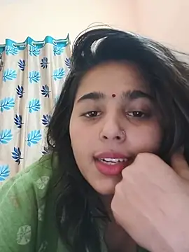 Snapshot of Sweet-Rani chatting on 05-14-26, 05:42 Sweet-Rani online show from 05-14-26, 05:42