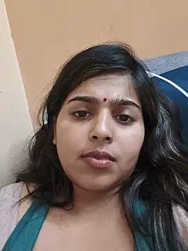 Snapshot of Sweet-Rani chatting on 06-10-26, 06:07 Sweet-Rani online show from 06-10-26, 06:07