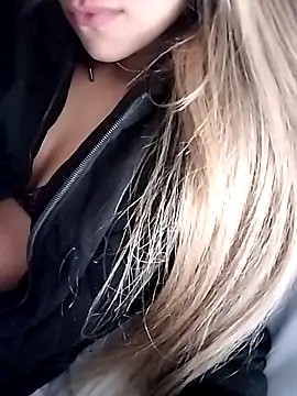 Snapshot of fofinhaa12 chatting on 11-15-25, 08:38 fofinhaa12 online show from 11-15-25, 08:38