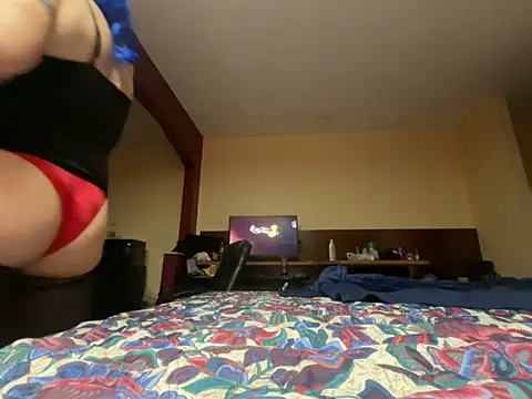 TSfem online show from 06-01-26, 07:54