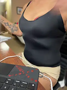 TSfem online show from 07-22-26, 12:35