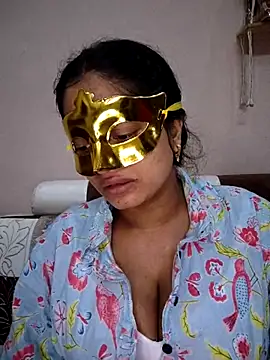 bigtitsqueen online show from 11-06-25, 04:46