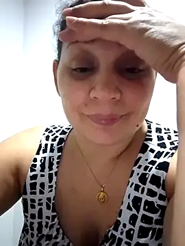 MirandaSoto online show from 03-08-25, 06:21