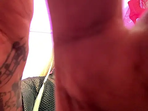 Snapshot of ryan_morbid chatting on 03-09-25, 11:03 ryan morbid online show from 03-09-25, 11:03