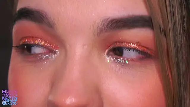 Snapshot of VeronaAppleberry chatting on 03-02-25, 04:17 VeronaAppleberry online show from 03-02-25, 04:17