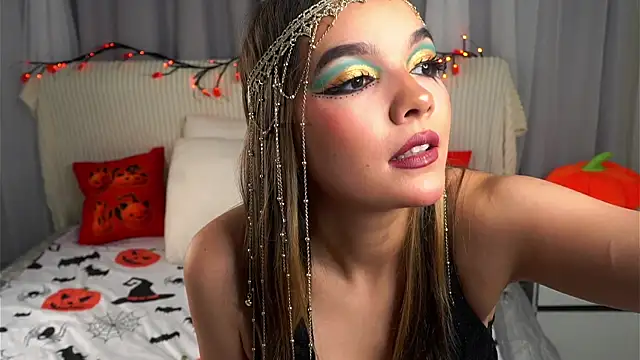 Snapshot of VeronaAppleberry chatting on 10-28-25, 11:36 VeronaAppleberry online show from 10-28-25, 11:36