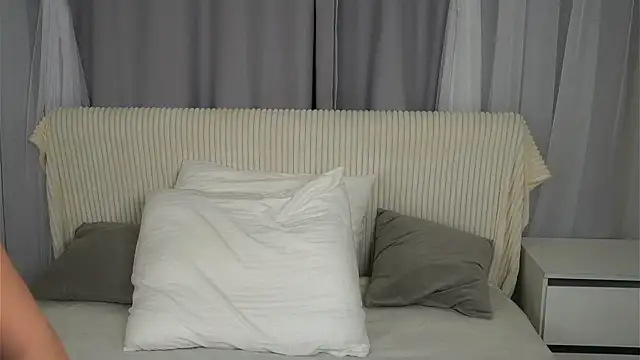 Snapshot of VeronaAppleberry chatting on 11-28-25, 11:13 VeronaAppleberry online show from 11-28-25, 11:13