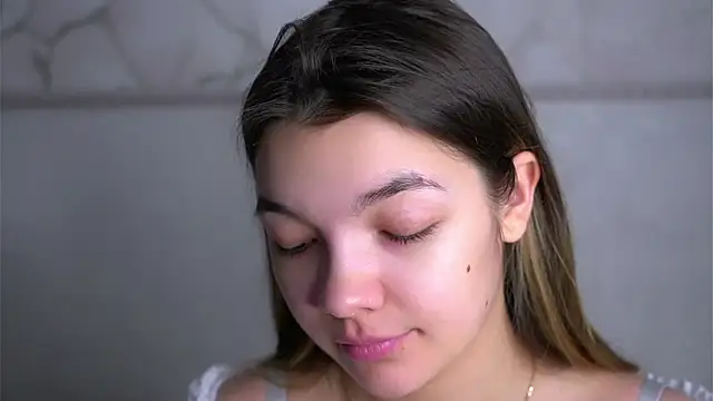 Snapshot of VeronaAppleberry chatting on 02-16-26, 01:46 VeronaAppleberry online show from 02-16-26, 01:46