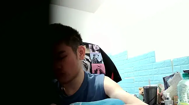 Snapshot of thisisbook_223 chatting on 01-26-25, 05:13 thisisbook 223 online show from 01-26-25, 05:13