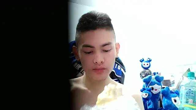 Snapshot of thisisbook_223 chatting on 06-18-26, 02:32 thisisbook 223 online show from 06-18-26, 02:32