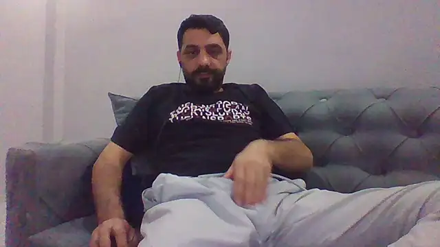 Snapshot of Sexyy_Mann34 chatting on 06-14-26, 05:37 Sexyy Mann34 online show from 06-14-26, 05:37