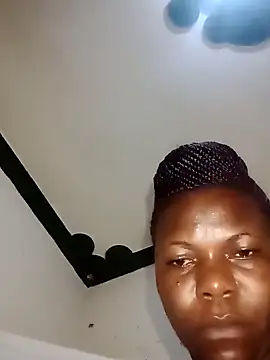 Snapshot of Danny_lady chatting on 02-18-25, 03:10 Danny lady online show from 02-18-25, 03:10