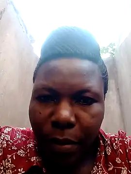 Snapshot of Danny_lady chatting on 02-20-25, 06:17 Danny lady online show from 02-20-25, 06:17