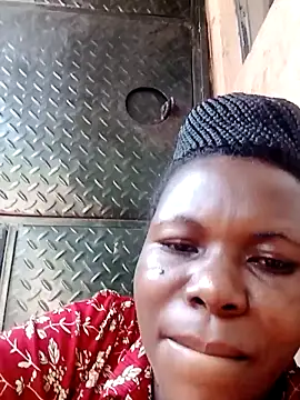 Snapshot of Danny_lady chatting on 03-13-25, 01:29 Danny lady online show from 03-13-25, 01:29