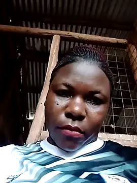 Snapshot of Danny_lady chatting on 09-10-25, 04:56 Danny lady online show from 09-10-25, 04:56