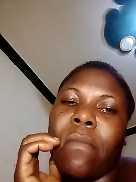 Snapshot of Danny_lady chatting on 10-14-25, 06:14 Danny lady online show from 10-14-25, 06:14