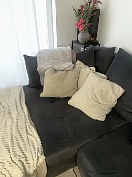 Snapshot of IntiMia chatting on 03-05-26, 08:10 IntiMia online show from 03-05-26, 08:10