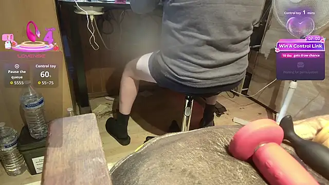 misteryman1956 online show from 07-28-26, 02:13