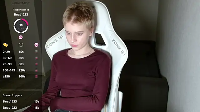 Snapshot of LizaKisses chatting on 03-05-26, 09:00 LizaKisses online show from 03-05-26, 09:00