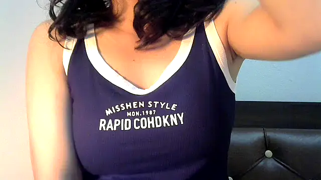 Snapshot of phuljhadi chatting on 01-17-25, 08:11 phuljhadi online show from 01-17-25, 08:11