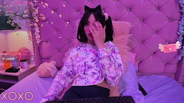 Snapshot of lauren_evans96 chatting on 01-24-25, 02:39 lauren evans96 online show from 01-24-25, 02:39