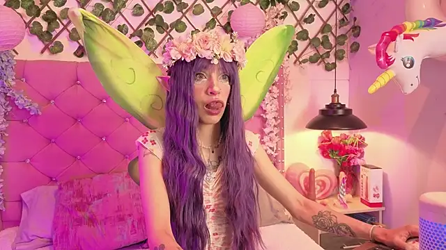 Snapshot of lauren_evans96 chatting on 12-04-25, 04:11 lauren evans96 online show from 12-04-25, 04:11