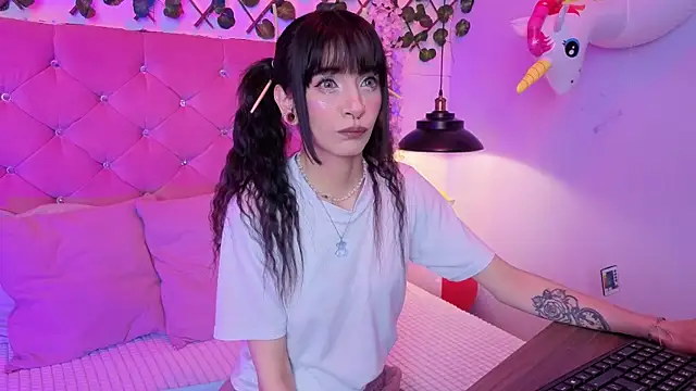 Snapshot of lauren_evans96 chatting on 02-26-26, 03:49 lauren evans96 online show from 02-26-26, 03:49