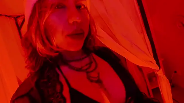 Snapshot of delilah_fix chatting on 12-19-25, 09:22 delilah fix online show from 12-19-25, 09:22