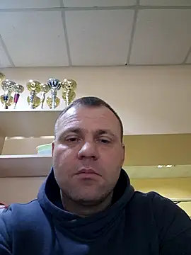 Snapshot of Crek666 chatting on 12-24-24, 07:39 Crek666 online show from 12-24-24, 07:39