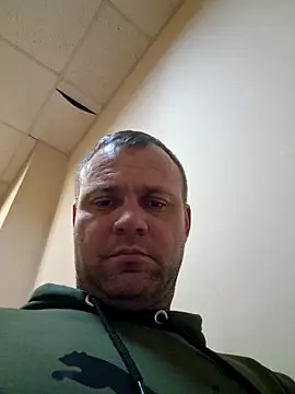 Snapshot of Crek666 chatting on 02-01-25, 04:44 Crek666 online show from 02-01-25, 04:44