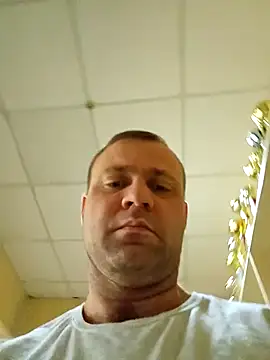 Snapshot of Crek666 chatting on 03-12-25, 06:18 Crek666 online show from 03-12-25, 06:18