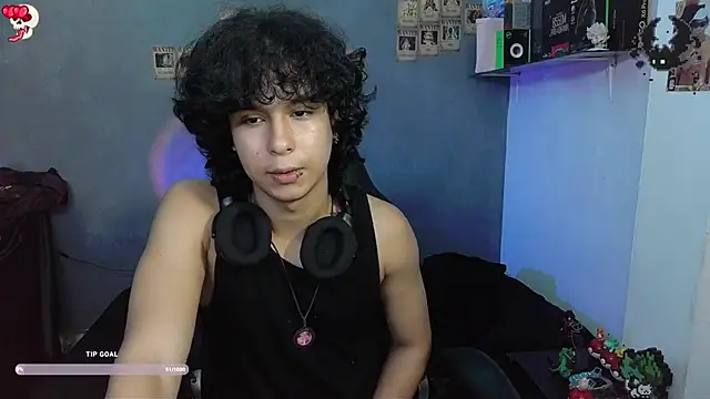 Snapshot of kairozz chatting on 01-05-25, 07:28 kairozz online show from 01-05-25, 07:28